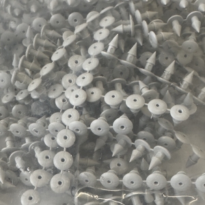 PVC szegecs (tűzőkapocs, bolha) 1000 db/csomag