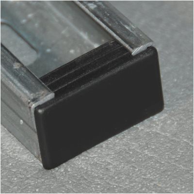 Záródugó (végdugó; zárósapka) 27 x 18 mm-es szerelősínhez